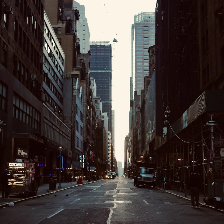 Amelie Dupont - Expat family life guide in France